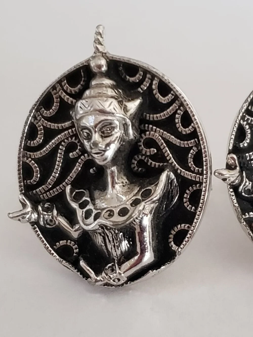 Vintage SWANK Hindu Deity Goddess Asian Cuff Links Large Oval Silver Tone